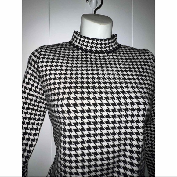 💥 NEW | Houndstooth Long Sleeve with Mini Skirt Matching Set - Picture 15 of 16